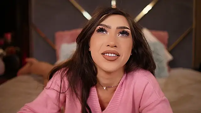  ChloeLee  online show from January 18, 7:10 pm