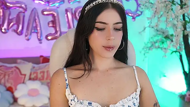 JadeSummerr online show from April 20, 12:19 pm