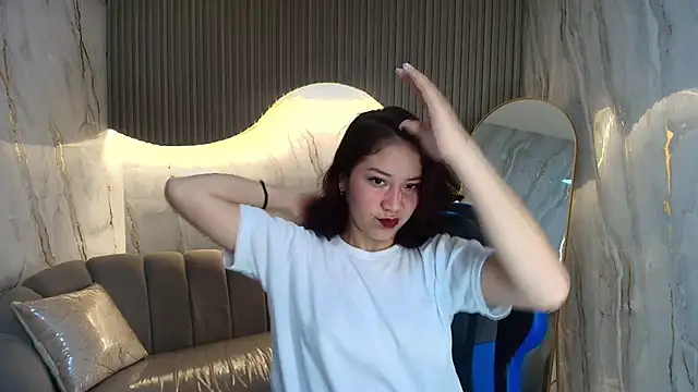 valentina r  online show from November 15, 3:18 am