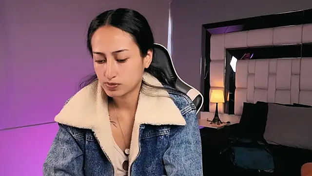 Adhara7 online show from June 9, 6:18 pm