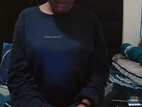 Snapshot of CreamySexyPussy chatting on September 28, 4:45 pm CreamySexyPussy online show from September 28, 4:45 pm
