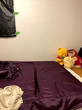 Snapshot of h415a812 chatting on October 4, 8:24 pm h415a812 online show from October 4, 8:24 pm