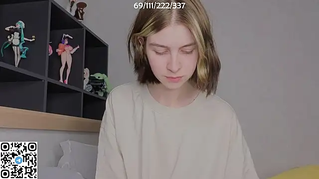 Snapshot of bertamimi chatting on October 27, 6:13 pm bertamimi online show from October 27, 6:13 pm