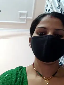 poojam93 online show from December 19, 3:32 am