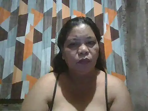 xxbernxxx online show from February 5, 11:35 am