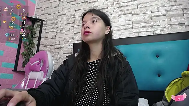 maily can online show from October 23, 1:17 pm