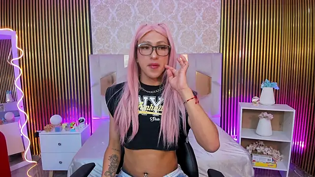 Shinedark tay1 online show from September 19, 3:38 am