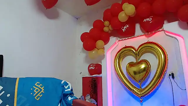 maggi hotsson online show from September 17, 9:02 pm