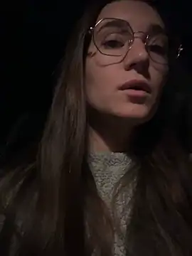 bambifarrina online show from March 2, 5:19 am