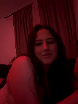 Snapshot of laylabliss chatting on September 21, 1:48 am laylabliss online show from September 21, 1:48 am