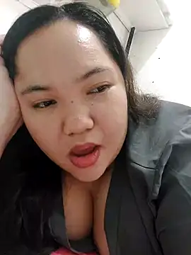 LianaCruzado online show from March 31, 1:44 pm