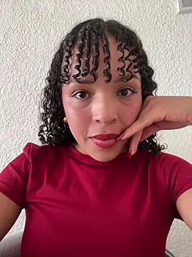 Yasmin777  online show from February 23, 8:52 pm