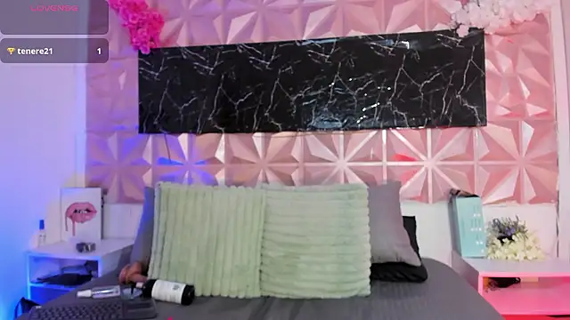 Scarlet fx online show from March 5, 1:29 pm