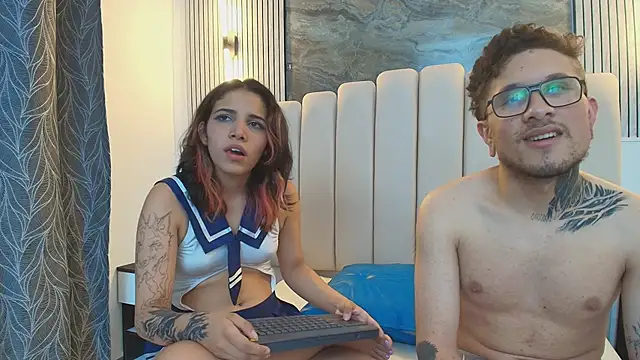 RavenandCody online show from October 3, 4:39 am