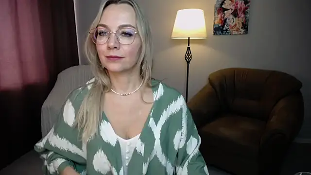 Ava Elior online show from September 22, 11:41 am