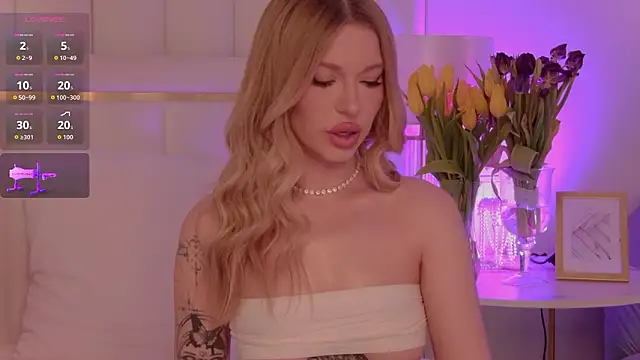 AriellaMelo online show from March 13, 6:15 am