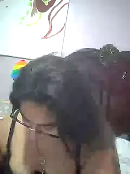 Lovelyrainn online show from November 14, 5:40 am