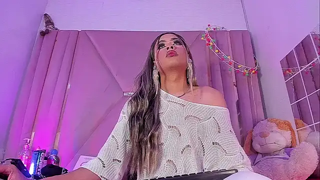 jazmin waked online show from June 4, 4:06 am