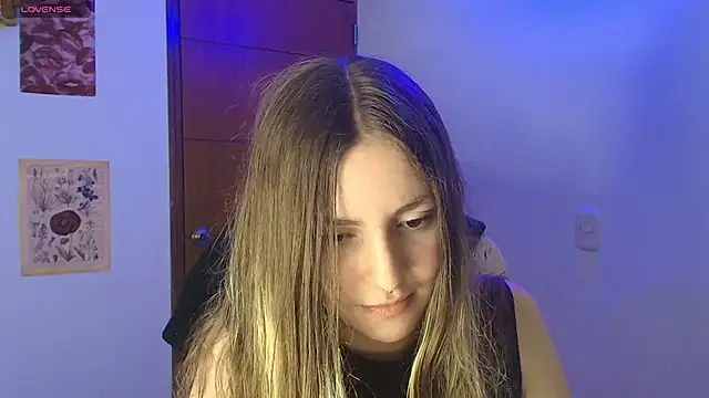 velvet  moon online show from March 2, 5:08 am