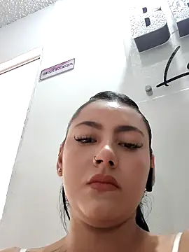 Megara 25 online show from October 25, 5:09 pm