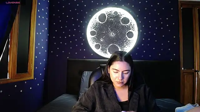 Megara 25 online show from April 22, 5:10 pm