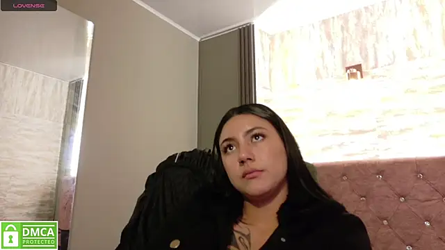 Megara 25 online show from October 11, 5:26 pm