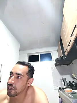 stivenlujan69 online show from February 13, 1:29 am