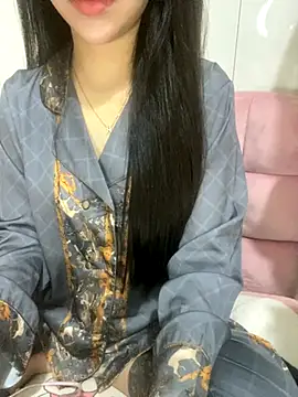 RubyBerry online show from November 23, 8:38 am