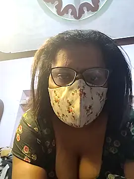 Snapshot of sexy_aaru chatting on October 4, 5:13 am sexy aaru online show from October 4, 5:13 am