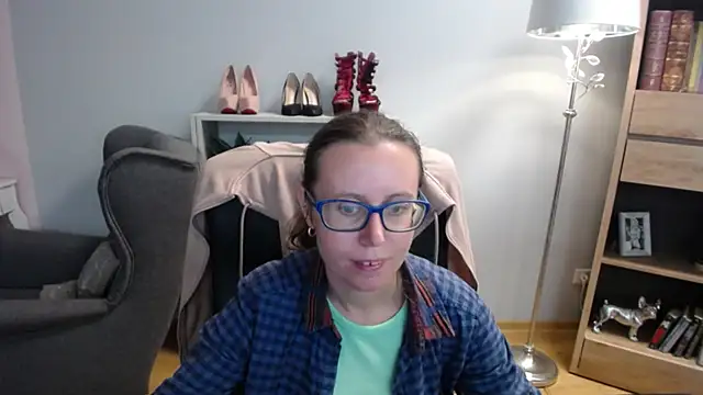 Snapshot of sweetxLizzy chatting on September 26, 5:05 am sweetxLizzy online show from September 26, 5:05 am