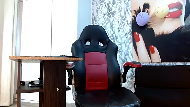 mariani smith online show from November 9, 12:12 pm