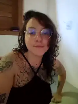 Blue Liz online show from February 1, 5:55 pm