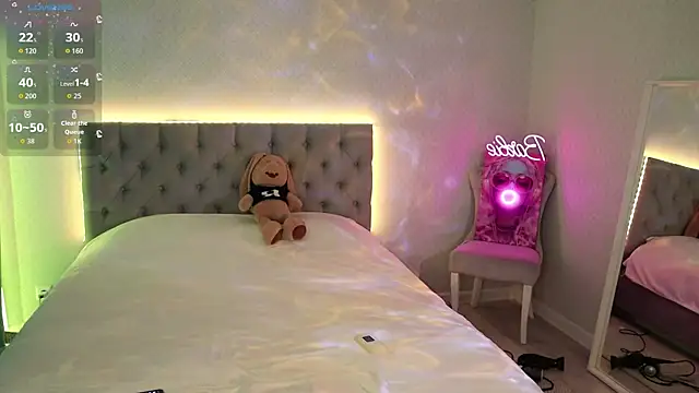 Katherinepinke online show from October 3, 1:16 pm