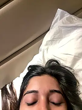 desitease online show from January 11, 11:37 am