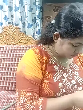 Snapshot of Sofia-0 chatting on September 8, 7:13 pm Sofia-0 online show from September 8, 7:13 pm