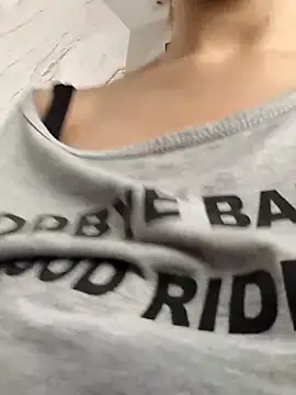 VidiaStons online show from October 11, 7:27 pm