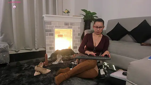 VidiaStons online show from September 12, 4:14 pm