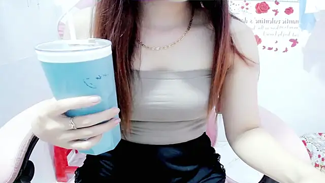 Snapshot of Anna_sexyX chatting on October 4, 5:02 am Anna sexyX online show from October 4, 5:02 am