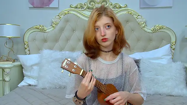 MistyMarlo online show from September 28, 5:18 pm