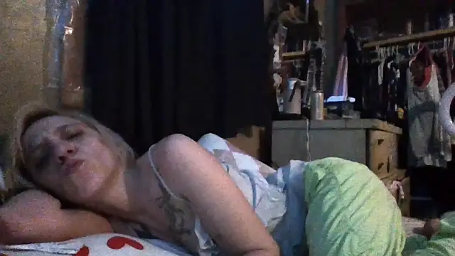 flavi1996 online show from December 16, 10:43 am