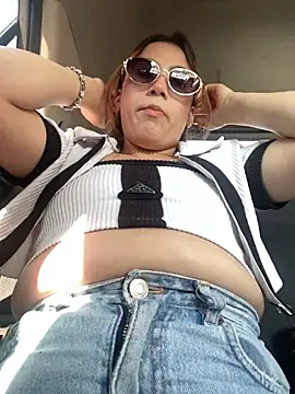 MacarenaRosse online show from November 21, 8:22 pm