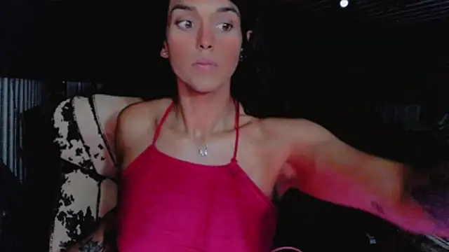 Snapshot of HTXBBY3130 chatting on October 17, 2:26 am HTXBBY3130 online show from October 17, 2:26 am