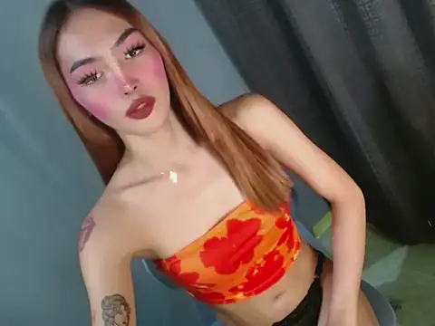 sweetfuckerbaby18 online show from April 14, 4:07 pm