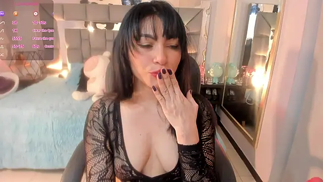 Snapshot of im_Lorena chatting on October 6, 7:40 pm im Lorena online show from October 6, 7:40 pm