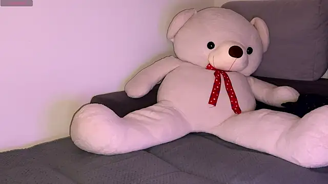 ScarlettSmithX online show from December 17, 8:35 pm