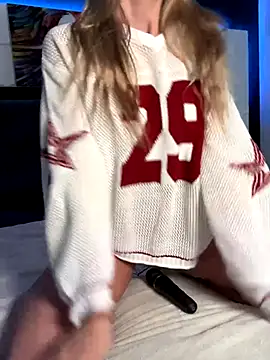 Snapshot of Hannah_nvrstx chatting on October 27, 12:22 pm Hannah nvrstx online show from October 27, 12:22 pm