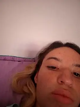 Alina Lee t online show from October 23, 4:29 am