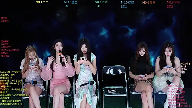 EYgirl222 online show from November 3, 8:18 am