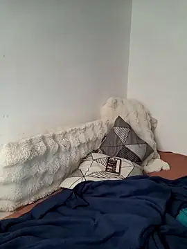 iamlalamilano online show from March 31, 3:12 pm