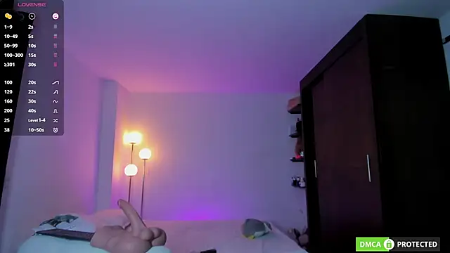 twinguys online show from April 8, 2:41 pm